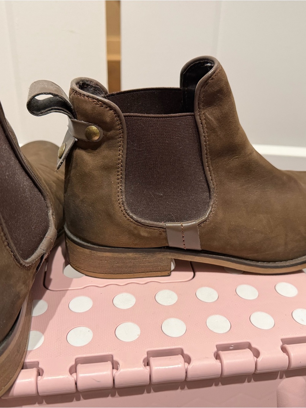 Steve Madden Brown Nubuck Chelsea Ankle Boots
